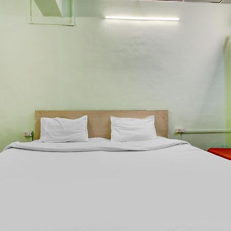 Hotel O Shree Radha Guest House Jhānsi Buitenkant foto