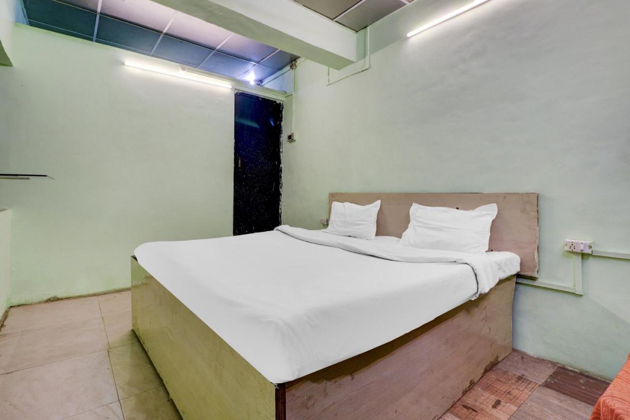Hotel O Shree Radha Guest House Jhānsi Buitenkant foto