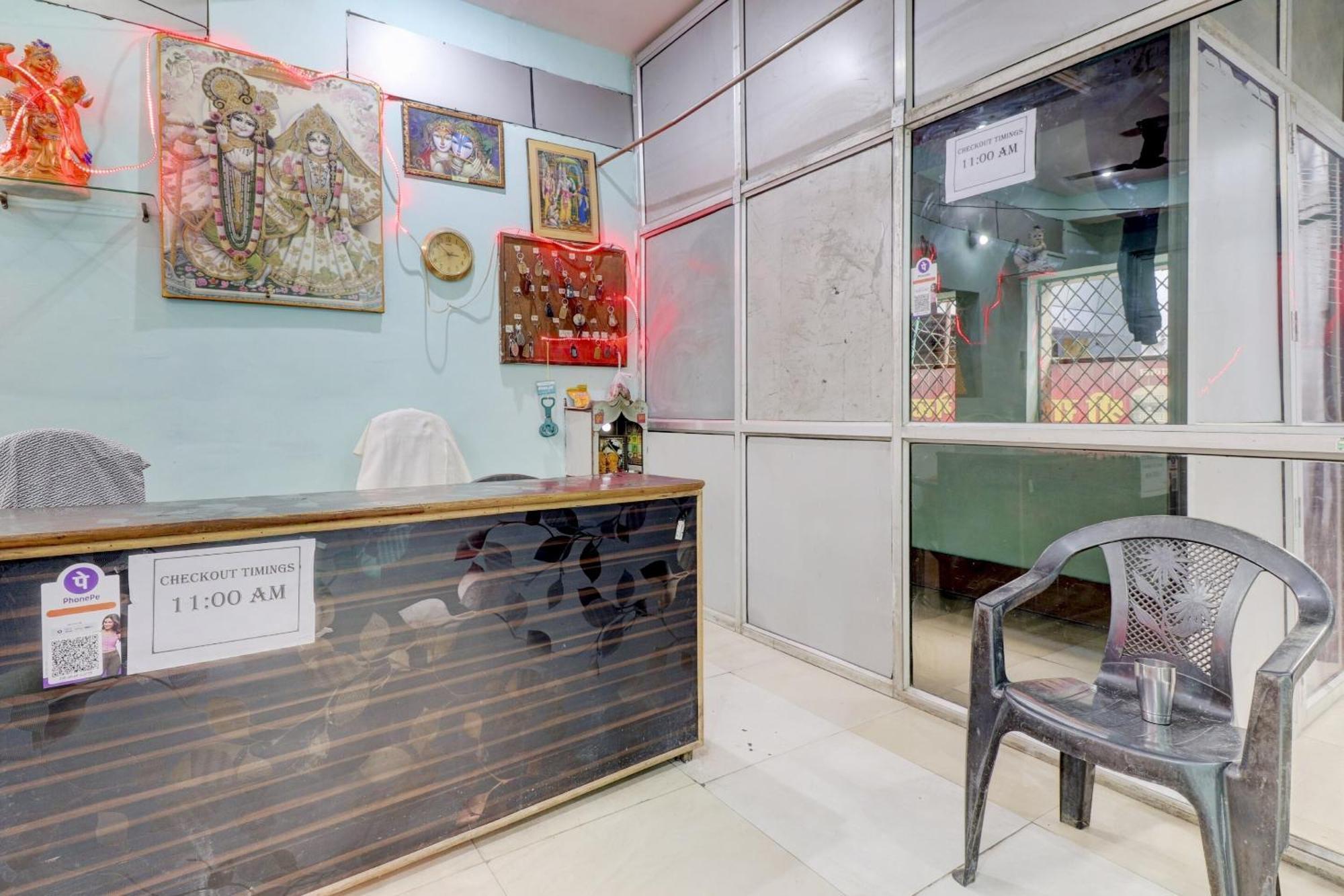 Hotel O Shree Radha Guest House Jhānsi Buitenkant foto